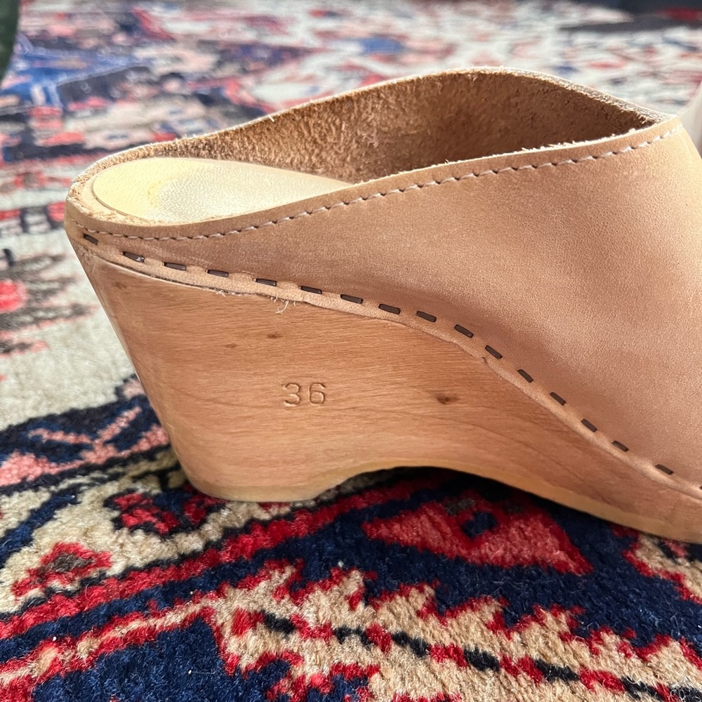 No.6 store Women's Tan Clogs - Picture 4 of 6